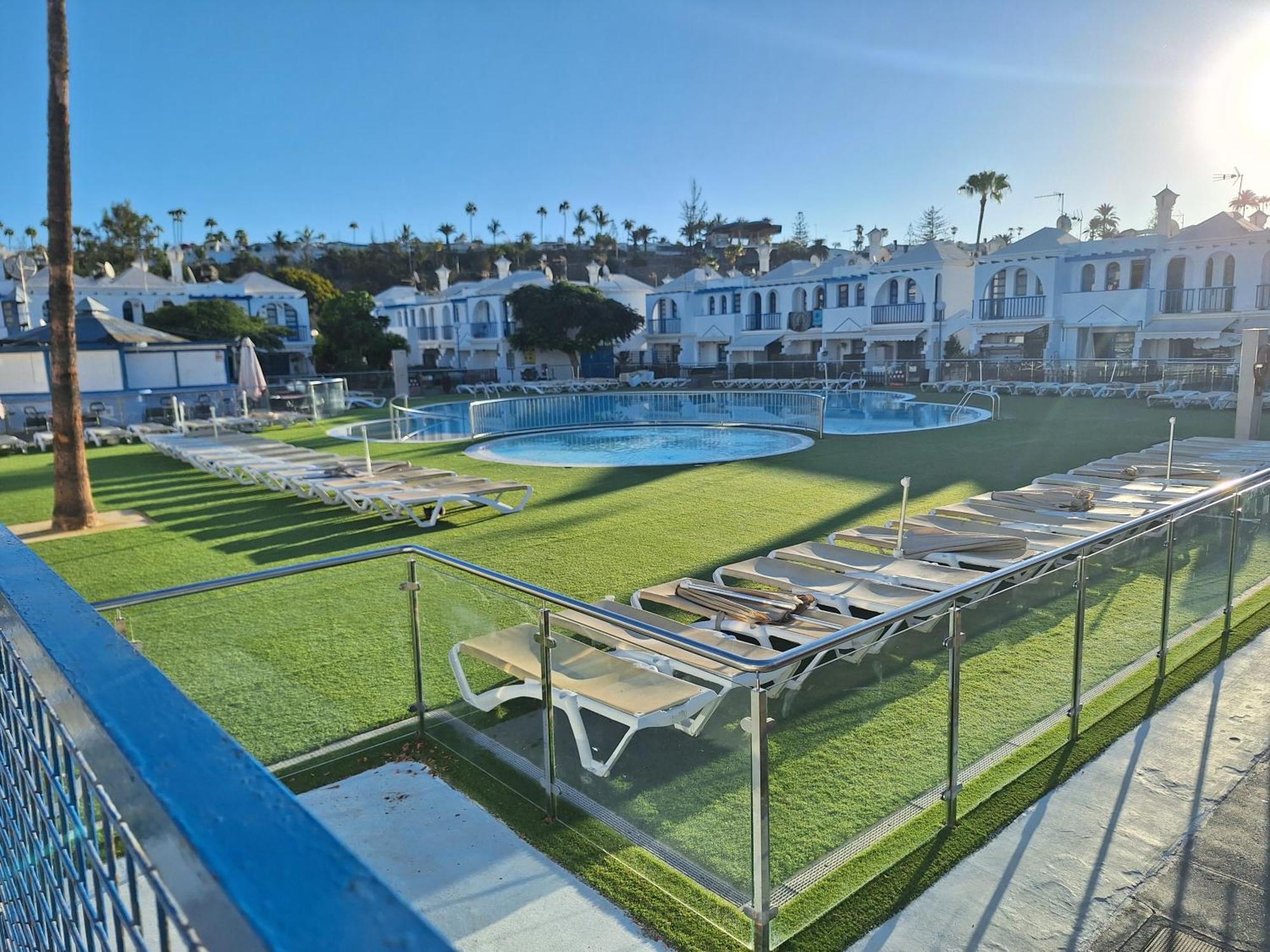 Hébergement de vacances Poolfront *